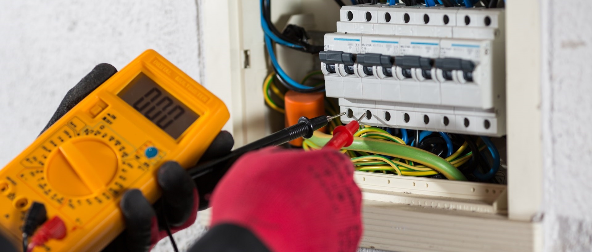 Electricians CR4