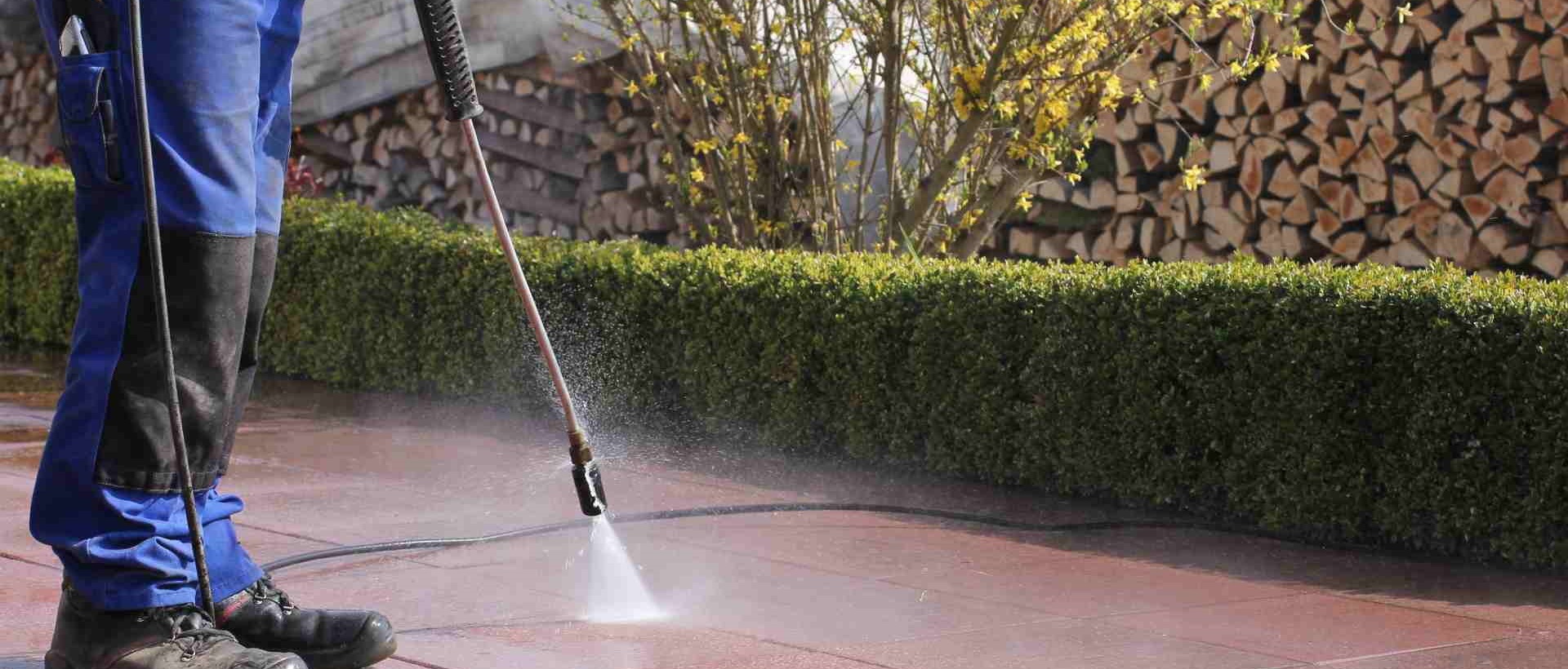 garden maintenance CR4