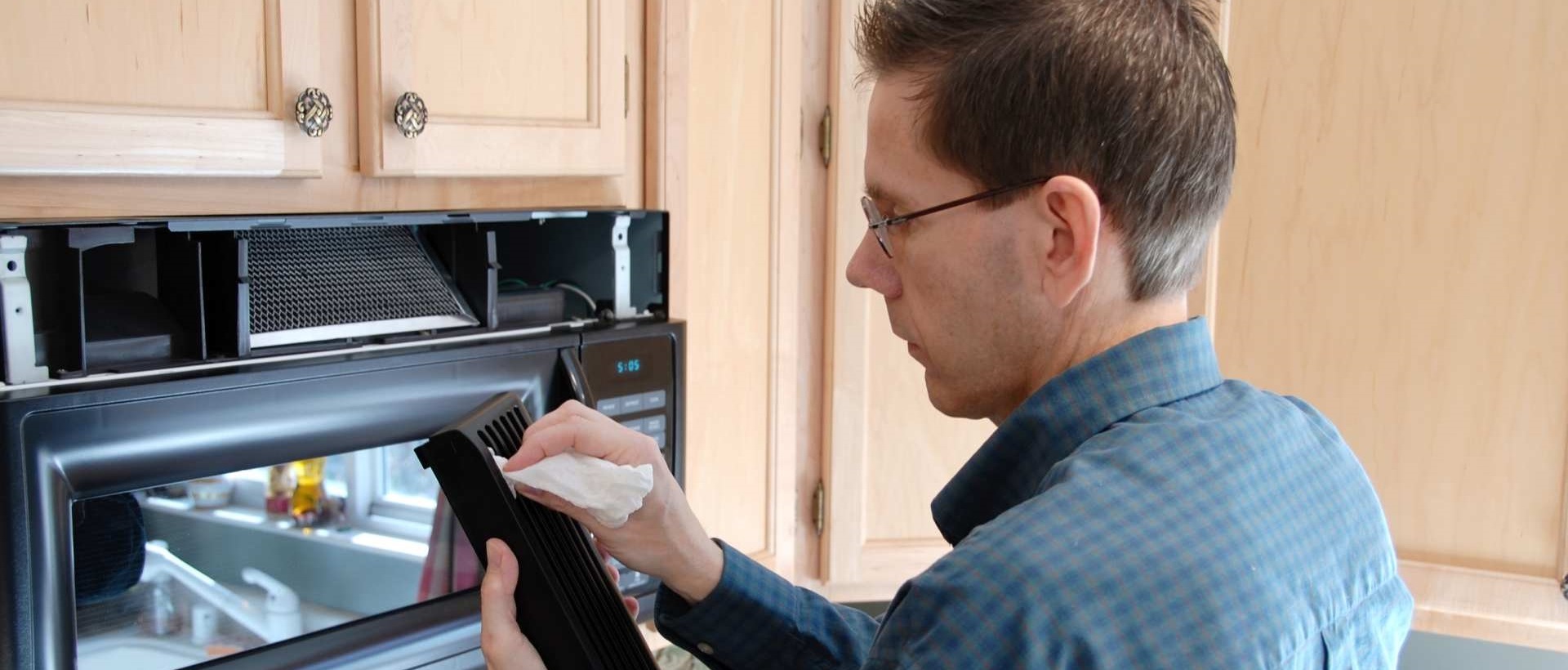 Kitchen fitters CR4
